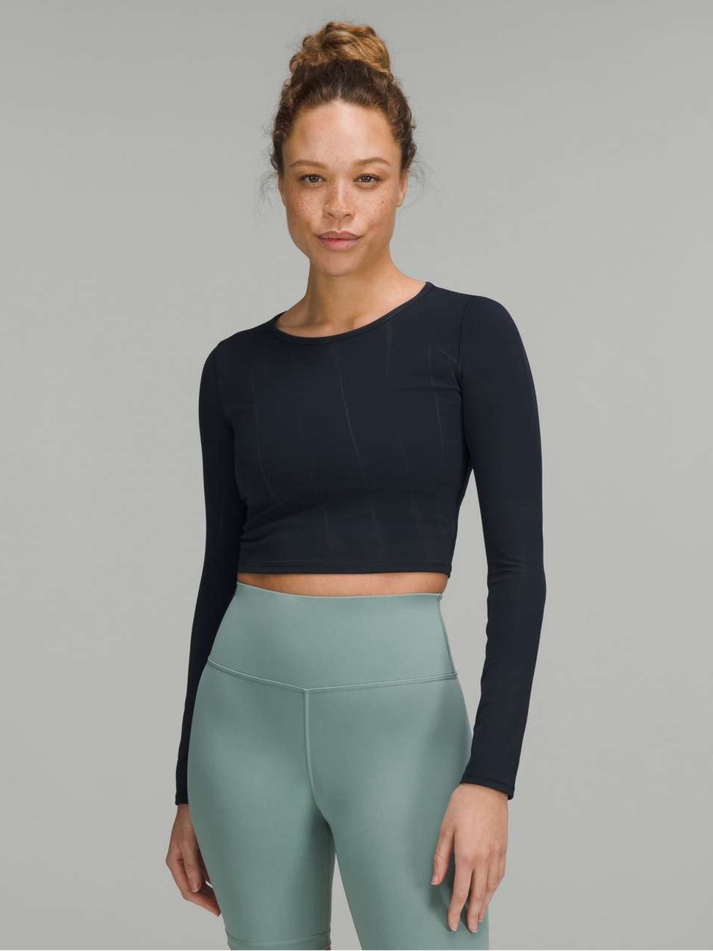 Lululemon Wunder Train Cropped Long Sleeve Shirt in Sun Bleached Navy - Size 2